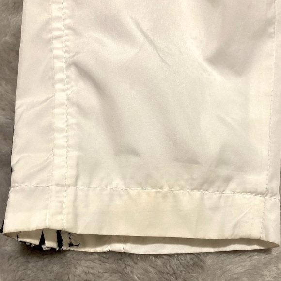 Champion White & Black Life Zipper Tape Cropped Coaches Jacket Size Medium - Picture 3 of 16